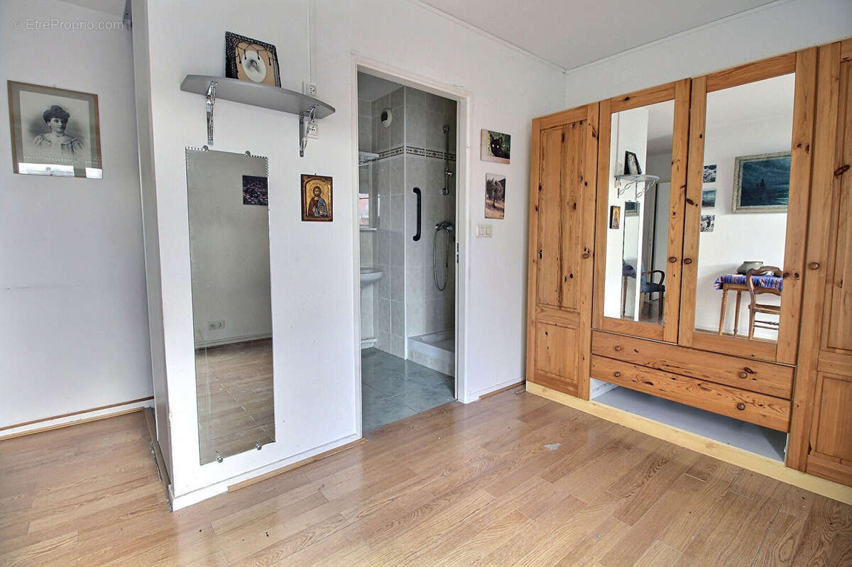 Appartement à COLOMBES