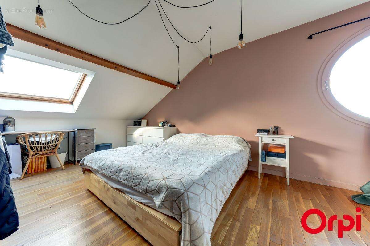 Appartement à LYON-5E