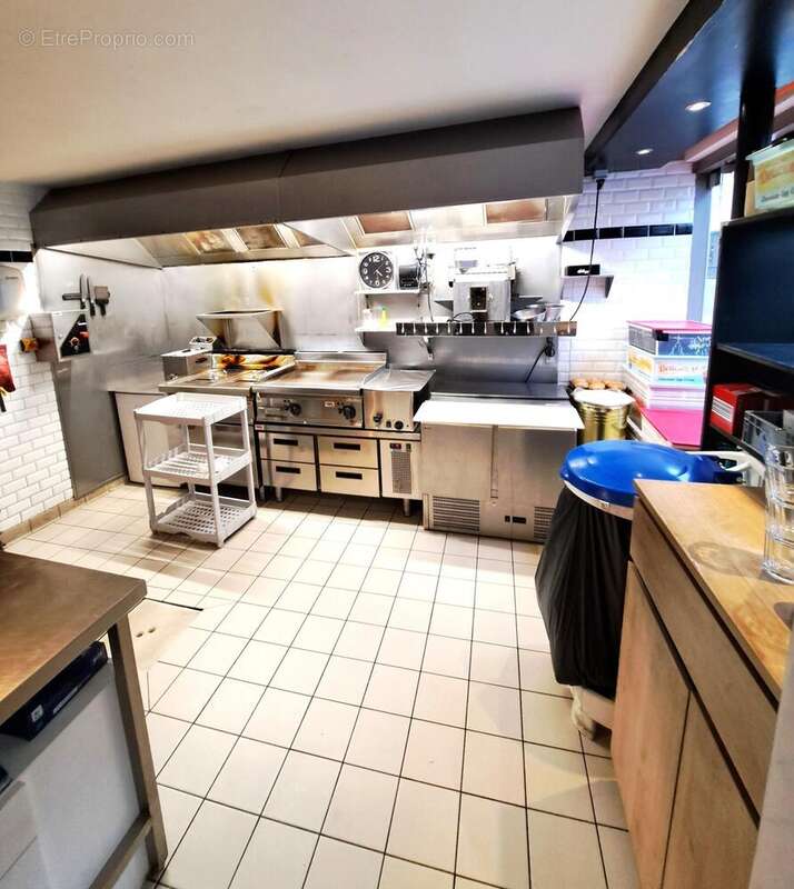 Photo 4 - Commerce à VITRE