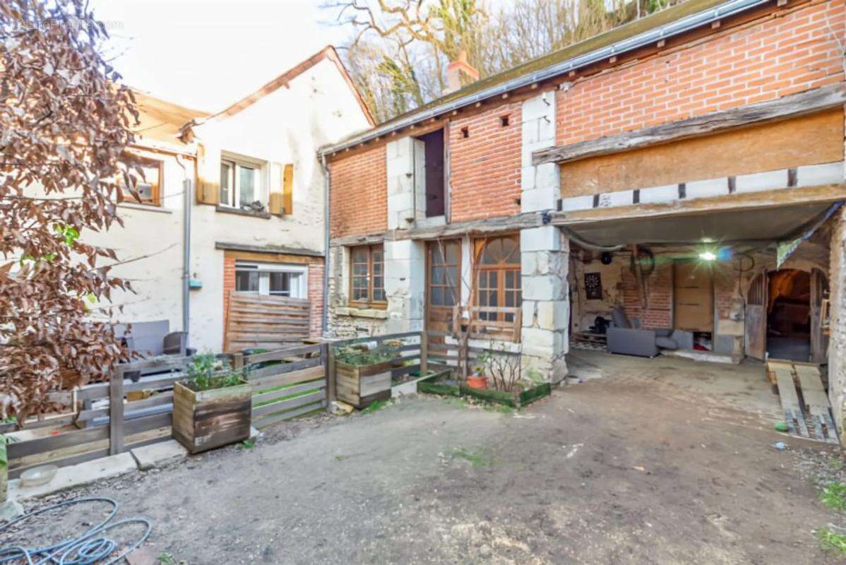 Maison à MOSNES