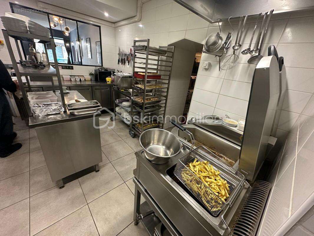 Commerce à LA CHARITE-SUR-LOIRE