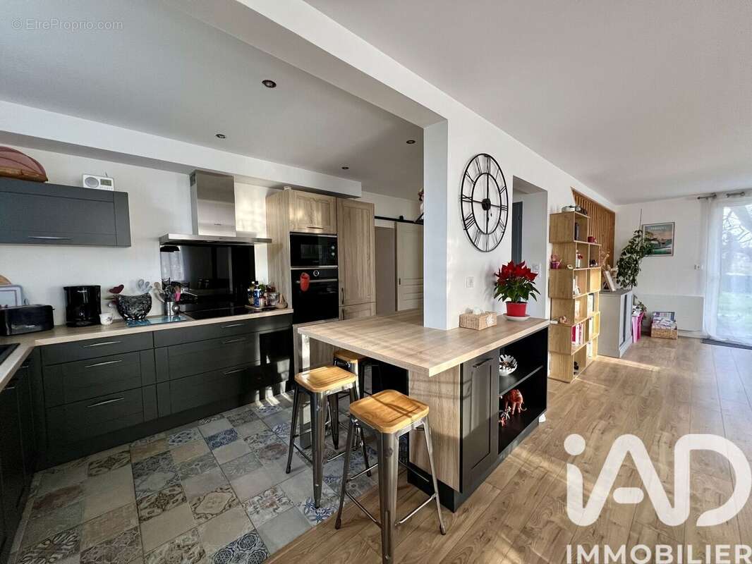 Photo 2 - Maison à POULDREUZIC