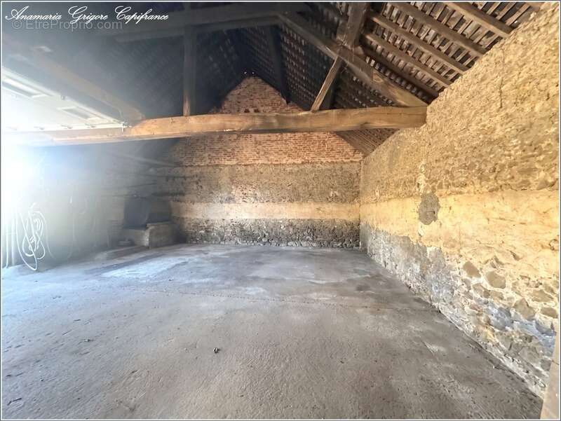 Maison à AMILLY