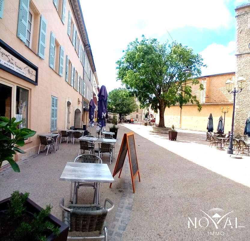 Autre à SAINT-CEZAIRE-SUR-SIAGNE