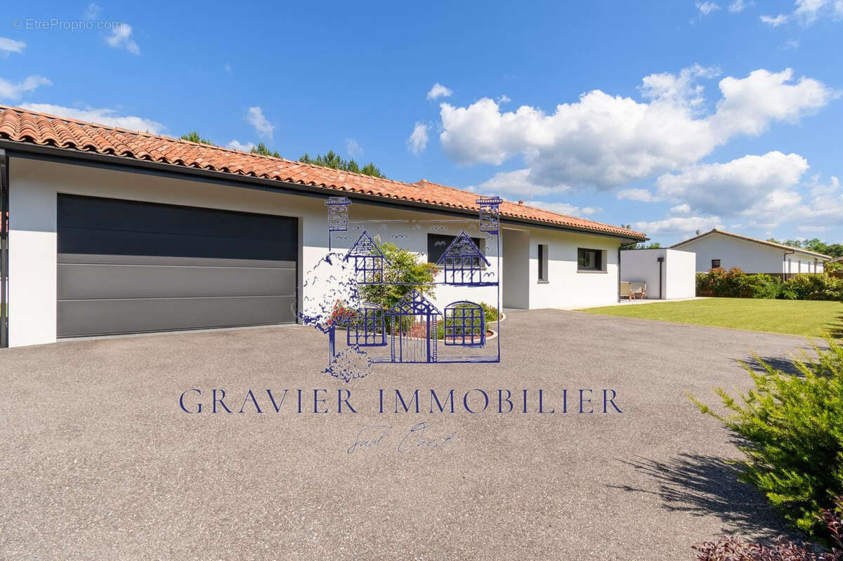 Maison à PONTENX-LES-FORGES