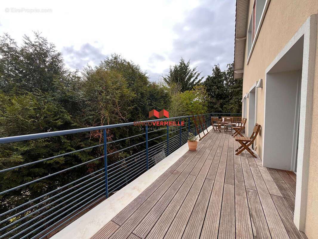 Maison à LA CELLE-SAINT-CLOUD