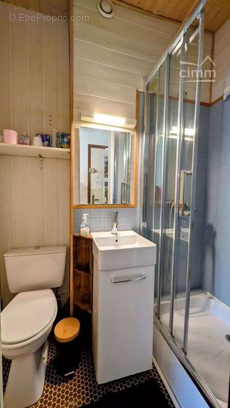Studio centre village avec chambre séparée. - photo 10