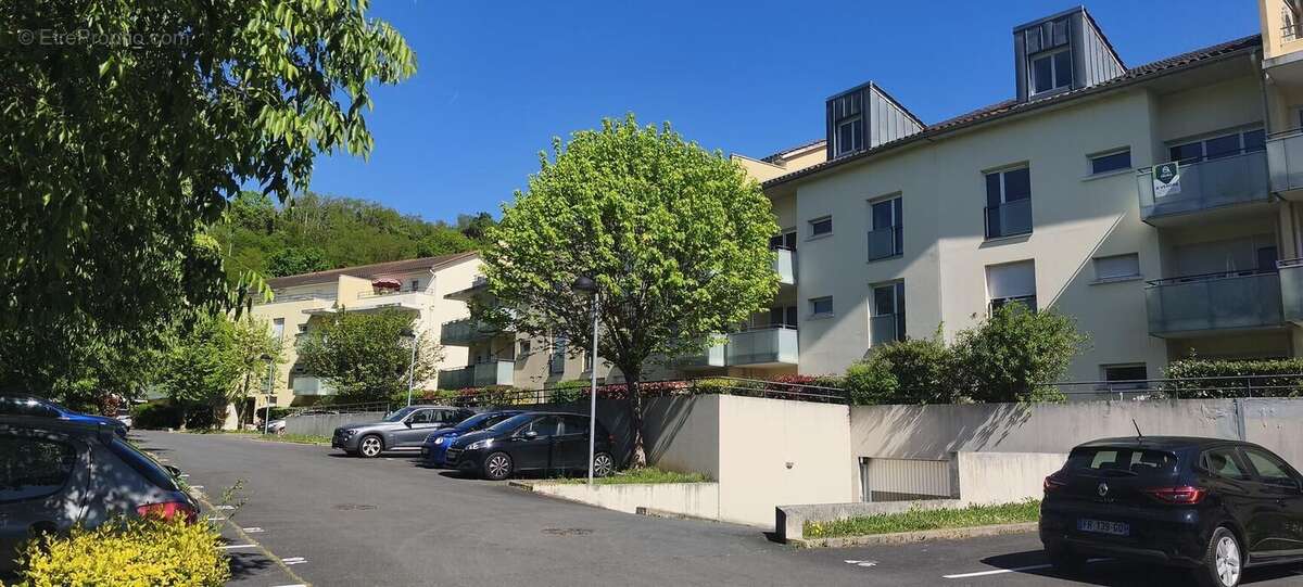 Photo 7 - Appartement à NEUVILLE-SUR-SAONE