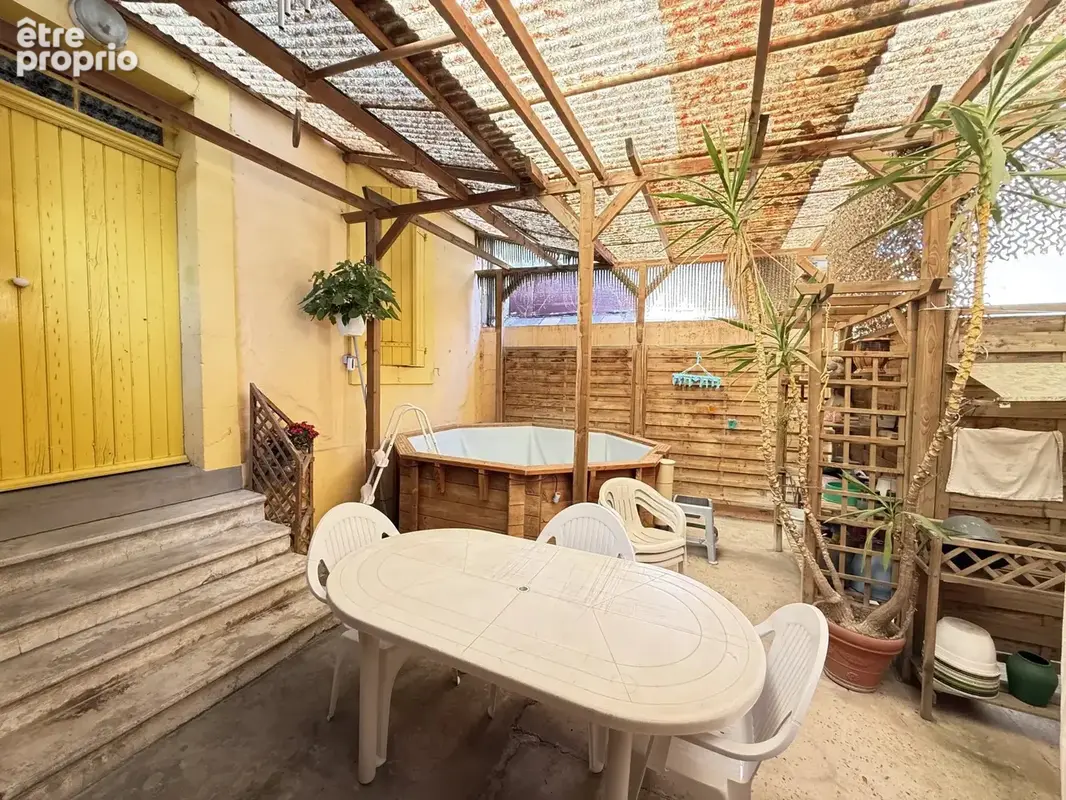 Chabourlet maison avec Cour - photo 2