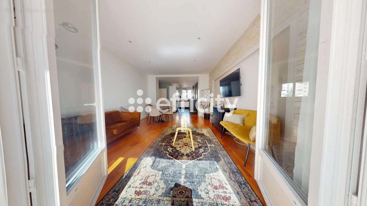 Appartement à LYON-6E