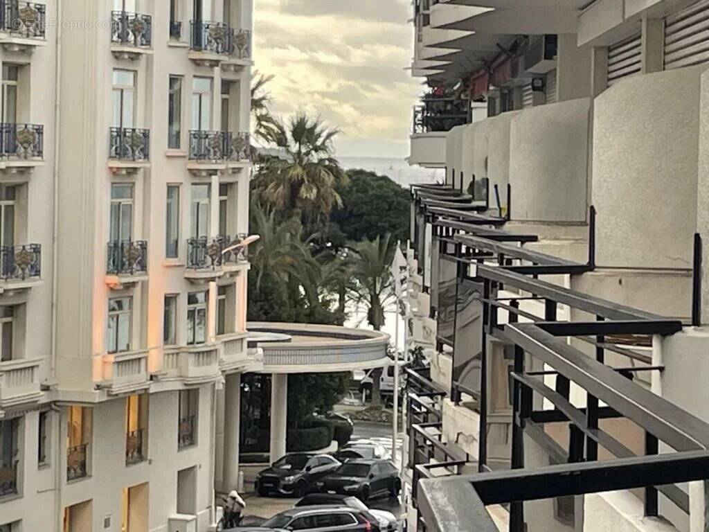 Appartement à CANNES