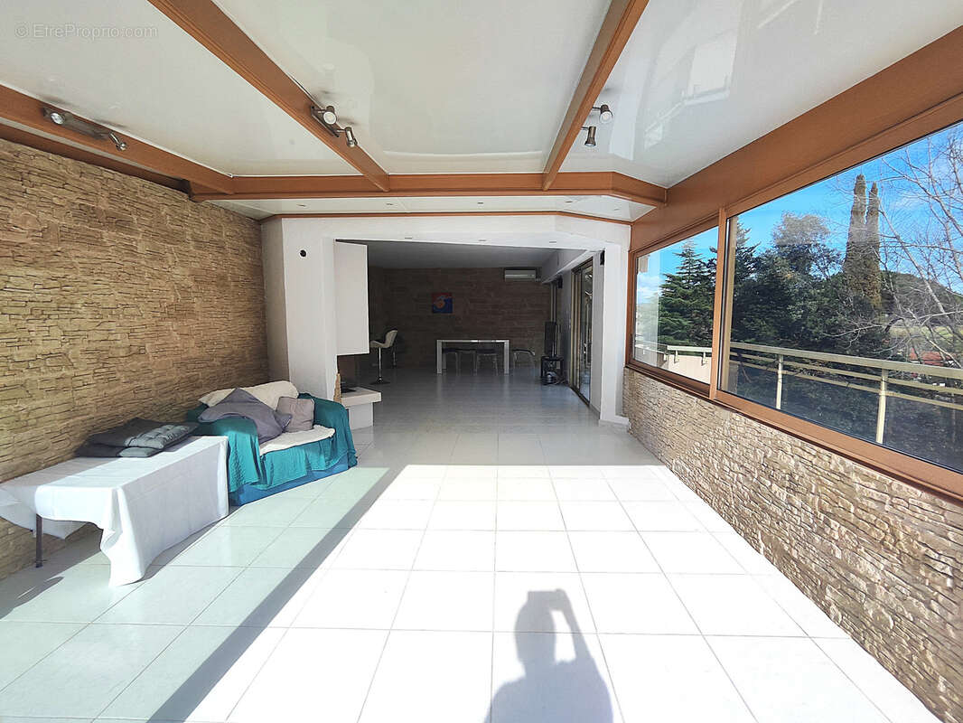 Appartement à MANDELIEU-LA-NAPOULE