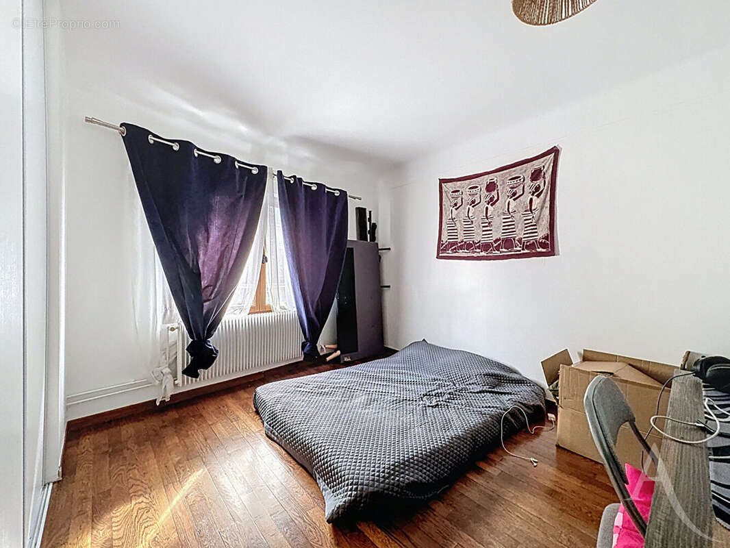 Maison à FLINS-SUR-SEINE