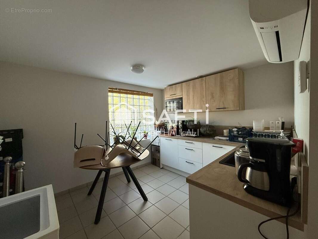 Photo 6 - Commerce à LA TESTE-DE-BUCH