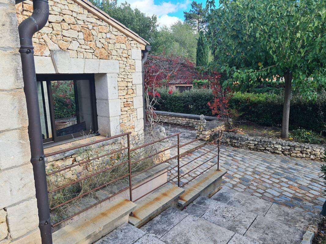 Maison à ROUSSILLON