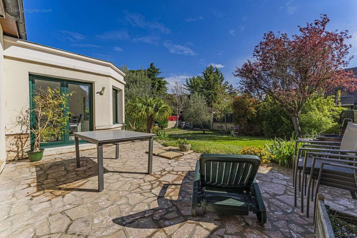 Maison à CROISSY-SUR-SEINE