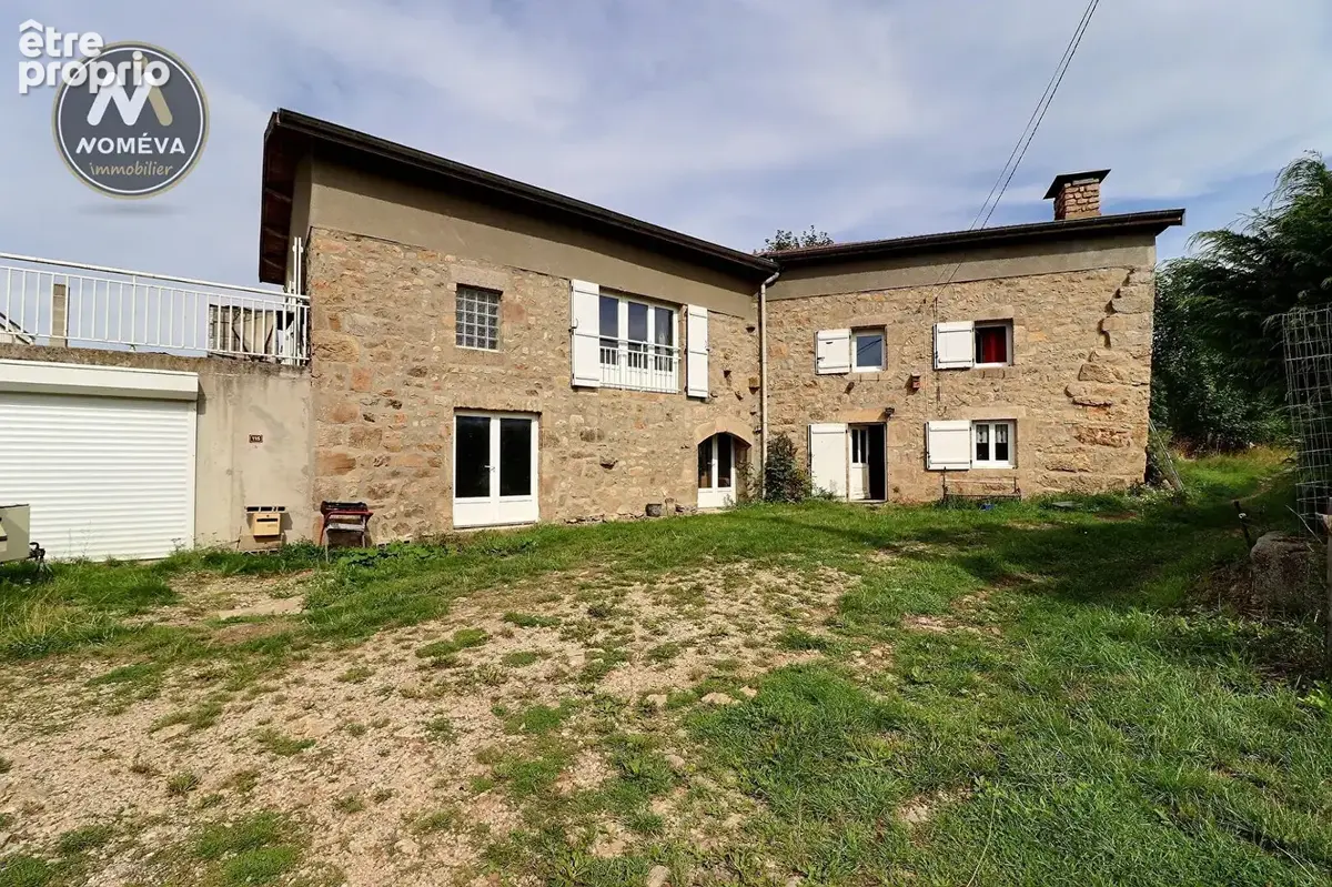 Maison à MONTREGARD