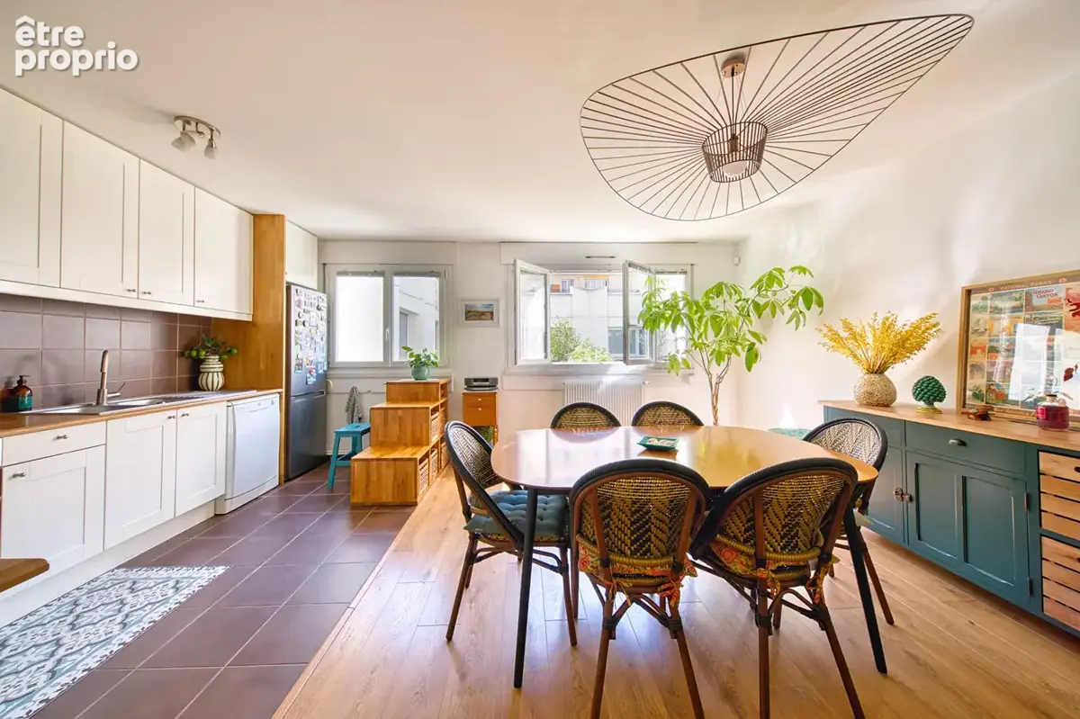 Appartement familial T4/T5 100 m2 au coeur du 6e arrondissement - photo 2