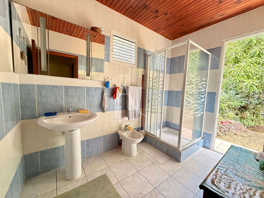 Maison à SCHOELCHER