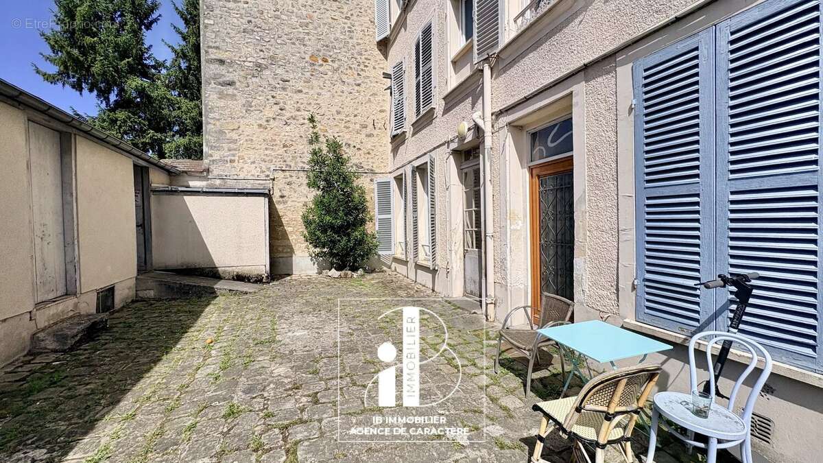Appartement à FONTAINEBLEAU