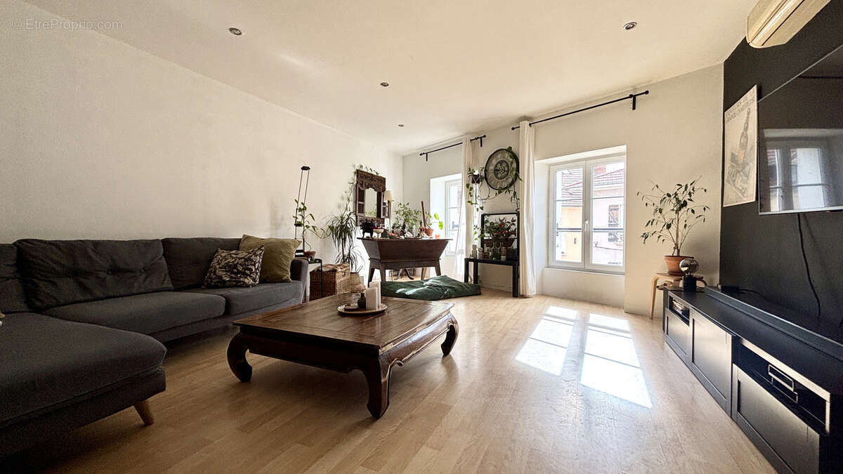 Appartement à VOIRON