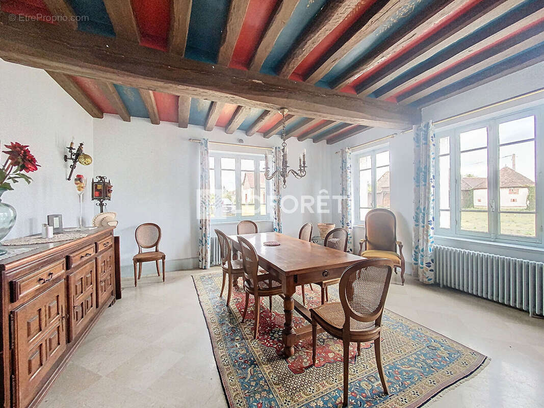 Maison à ILLIERS-L'EVEQUE