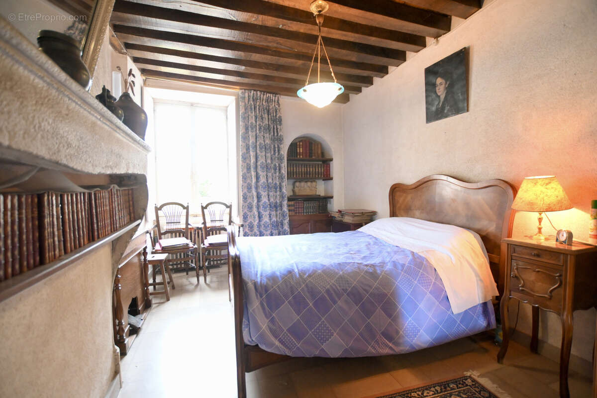 Maison à ASQUINS