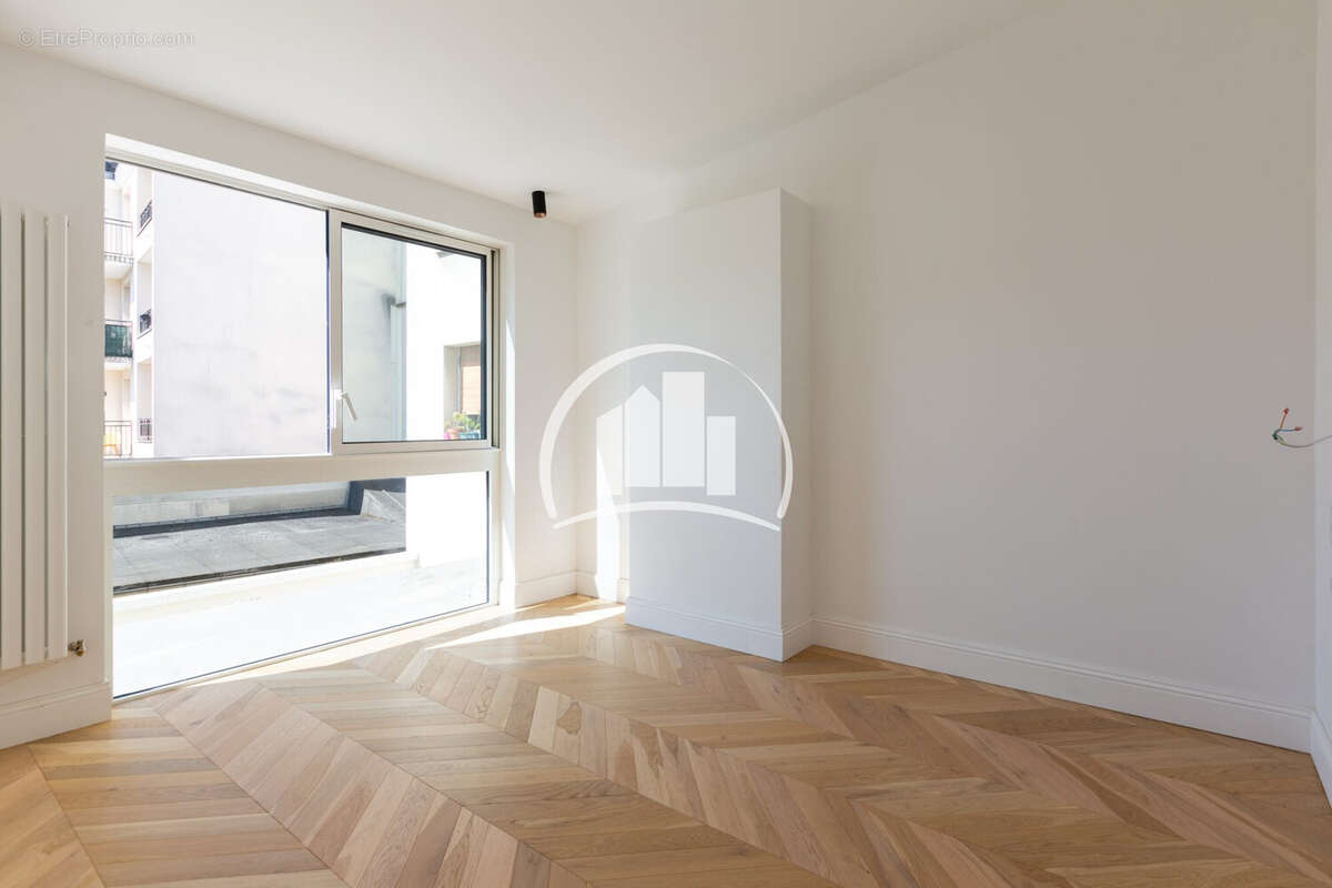 Appartement 78 m² à Charenton-Le-Pont  - photo 6