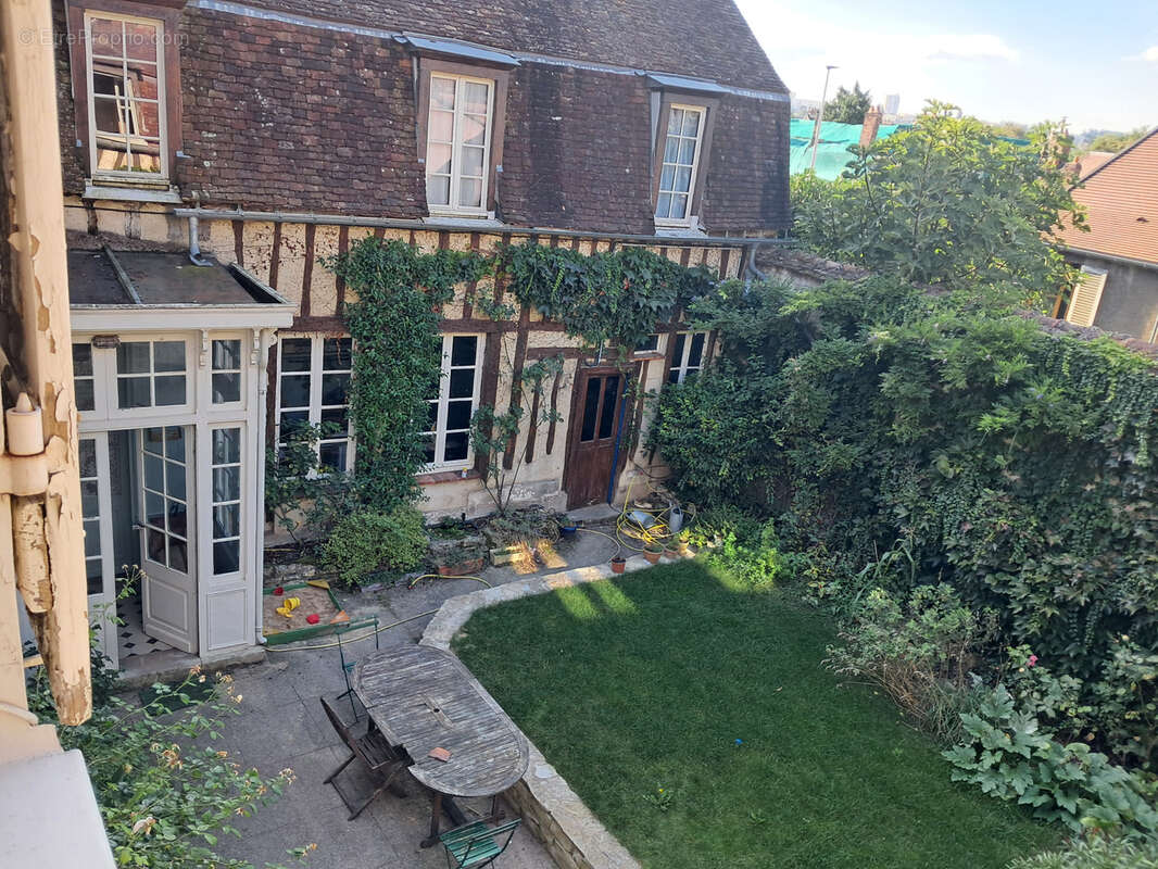 Maison à AUXERRE