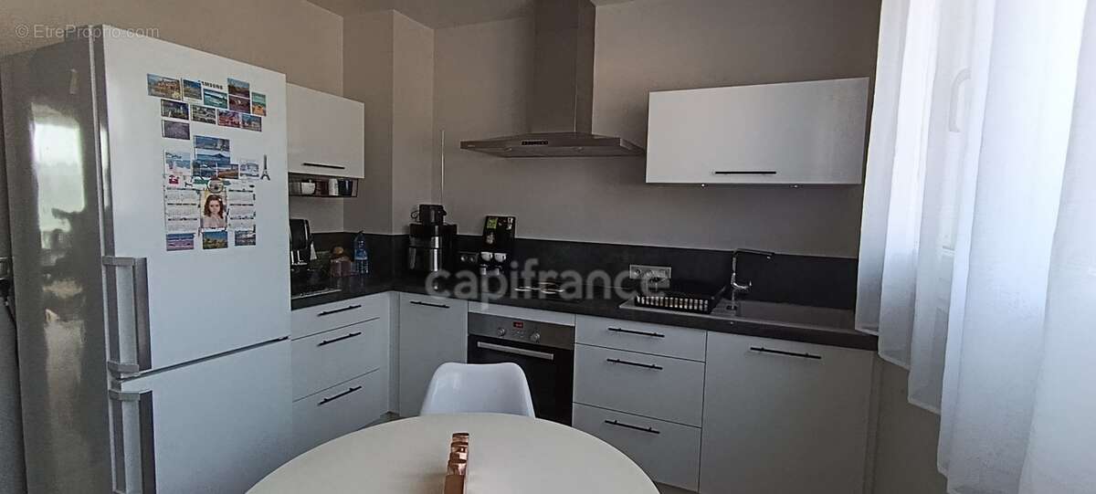 Maison familiale de 6 pièces avec 4 chambres, bureau et sous-sol aménagé - photo 7