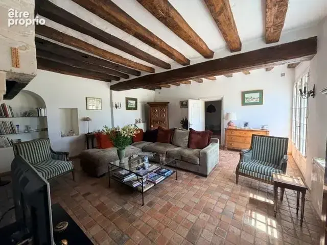 Maison 8 pièces 191 m² à vendre à Villebernier (49400) - photo 8