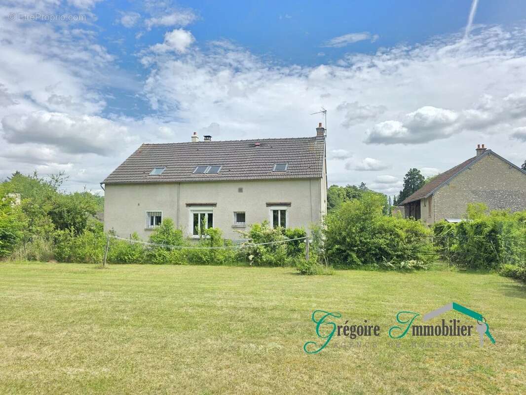 Montigny sur Loing : Maison 8 pièces 154 m2 - photo 2