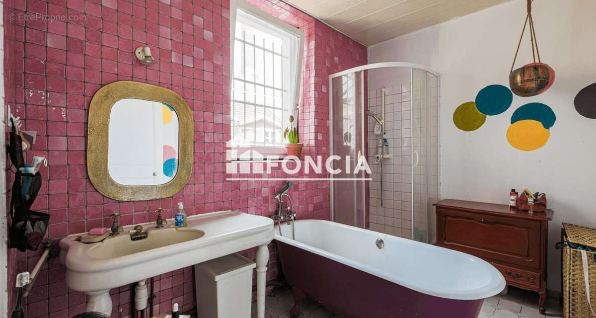 Grenoble hyper-centre - vaste appartement t3 105 m² - photo 15