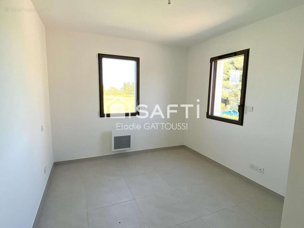 Photo 9 - Maison à VIC-LA-GARDIOLE