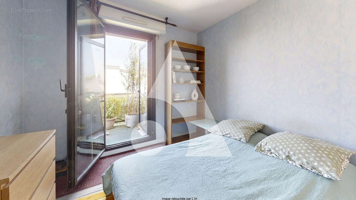 Appartement à LA GARENNE-COLOMBES