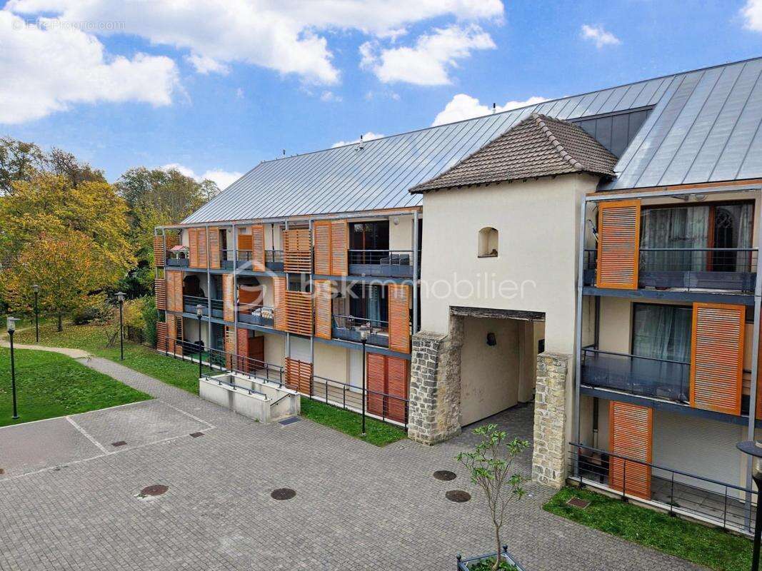Appartement à TREMBLAY-EN-FRANCE