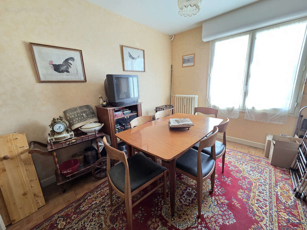 Appartement à MOULINS