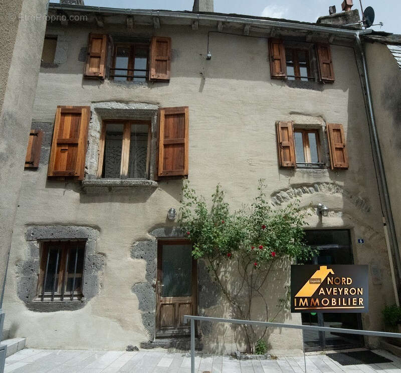 En plein centre de laguiole !!! - photo 2