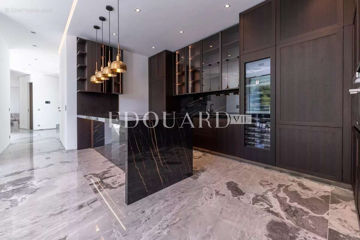 Maison à ROQUEBRUNE-CAP-MARTIN