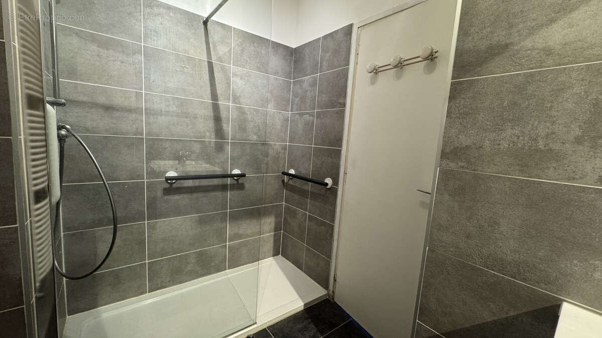 Appartement à JACOB-BELLECOMBETTE