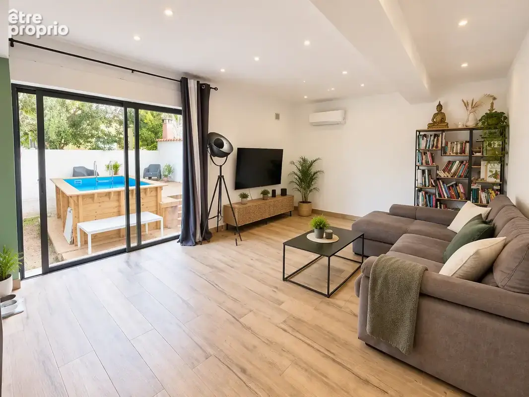 Maison familiale rénovée avec piscine, garage et stationnement camping-car. - photo 3