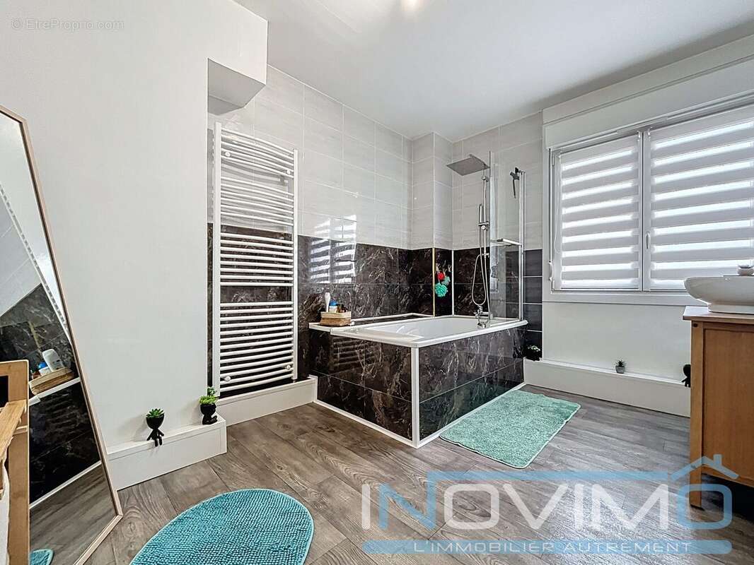 Maison à COUDEKERQUE-BRANCHE