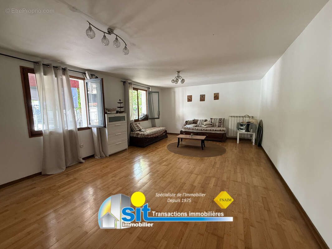 Maison à SAINT-MAURICE-L'EXIL