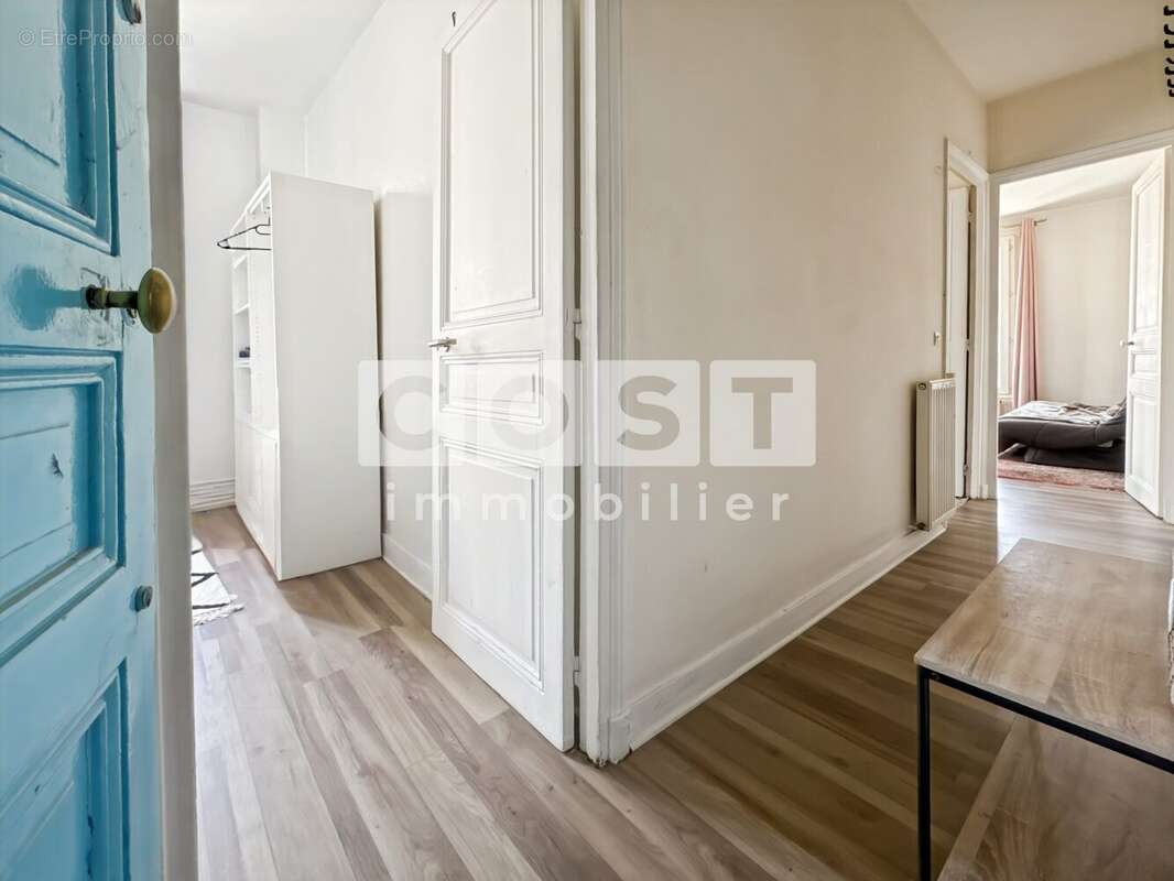 Appartement 152 m² à Colombes  - photo 7