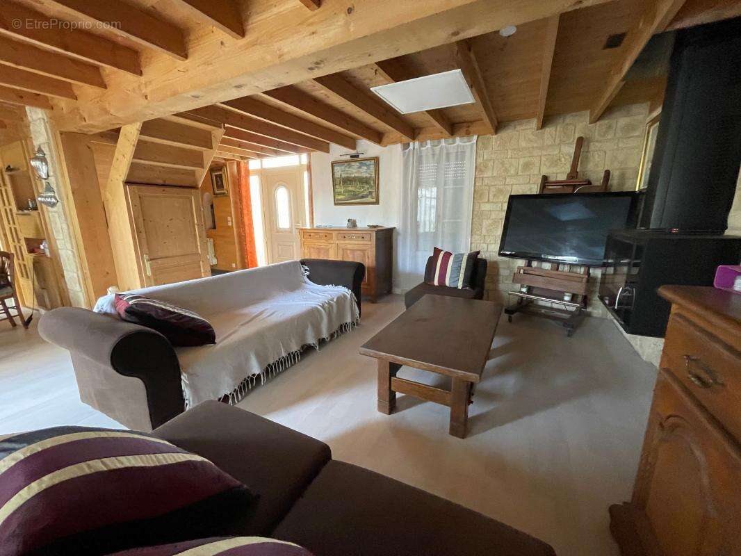 Maison à PORT-DES-BARQUES