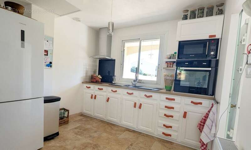 Maison à SAINT-MARTIN-DE-CRAU