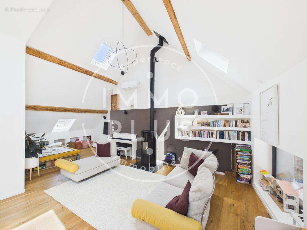 Vente - Maison - 7 pièces + cuisine - 210 m² - 850 000 € - - photo 7