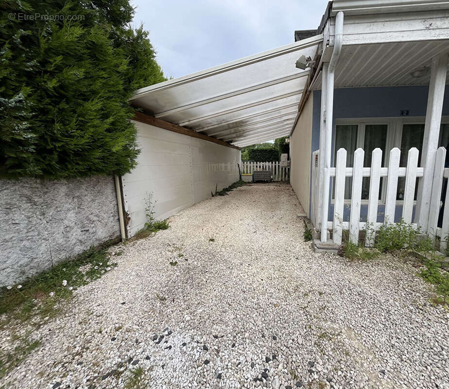 Maison à MAGNY-COURS