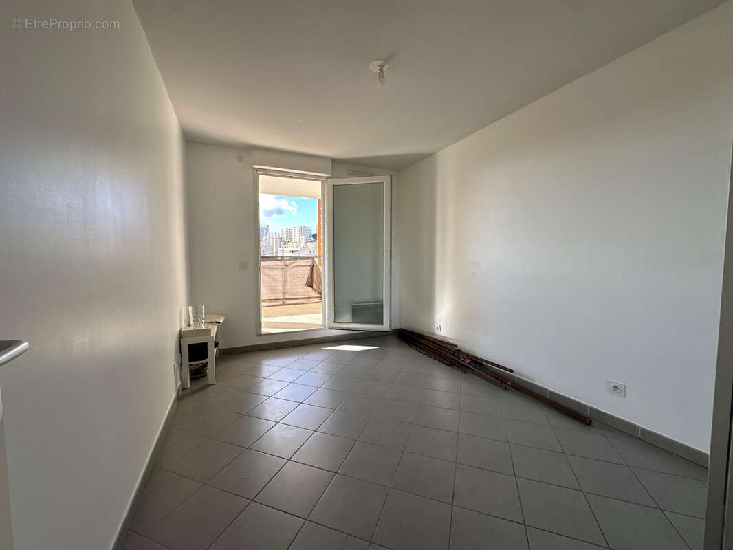 Appartement à MARSEILLE-13E