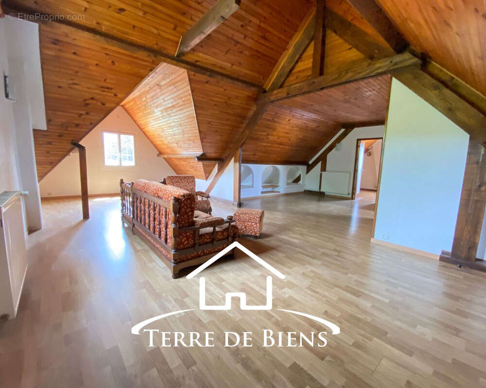 Maison à VILLERS-COTTERETS